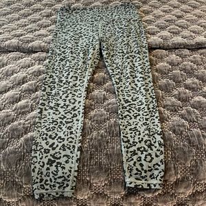 Ultra High Rise Leggings by Athleta. Size MP